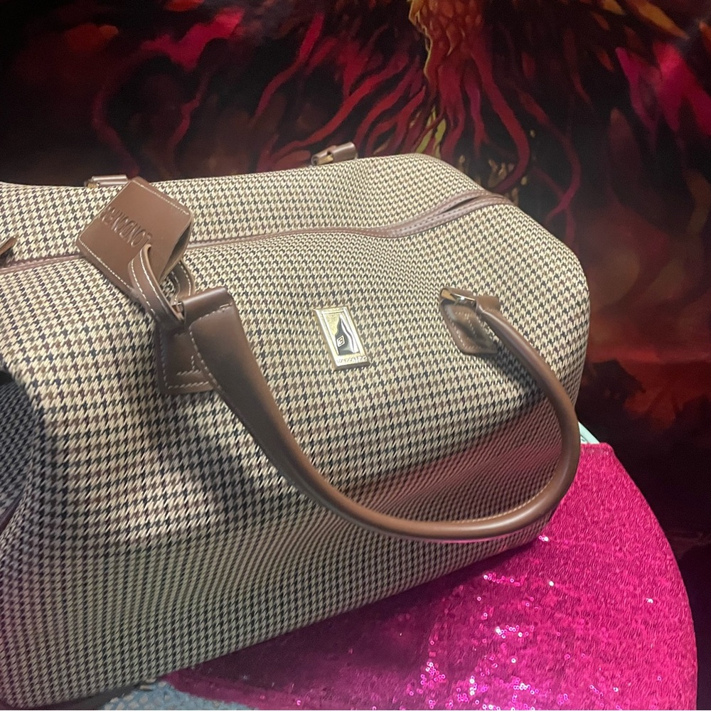 London Fog Brown and Cream Travel Bag